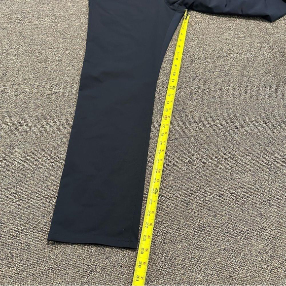 Vince Tech - 5 Pocket straight leg pants in new coastal size 32 navy - Picture 11 of 13